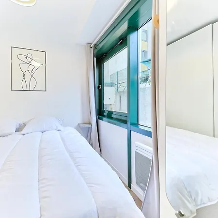 Riviera Vibes - Ac - Wifi & Breakfast - 8 Min Walk To Νίκαια